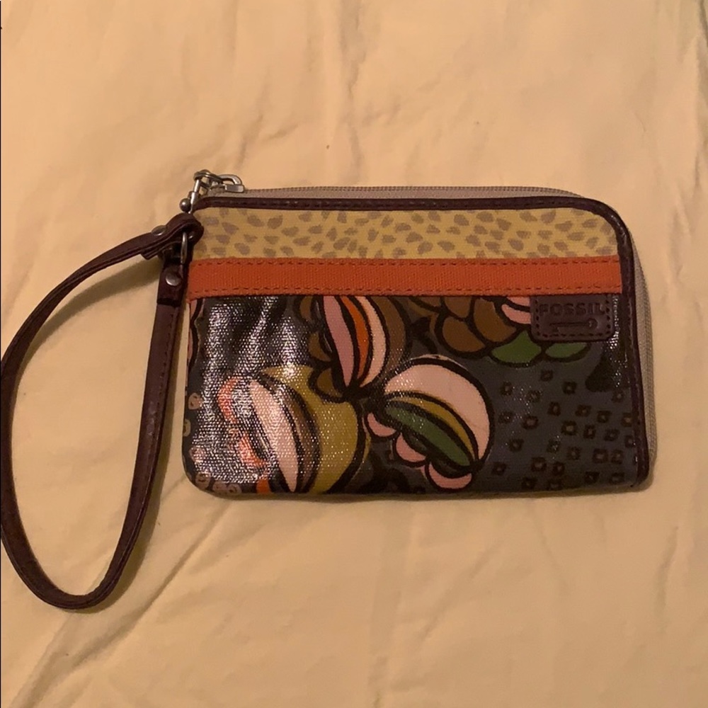 Fossil wristlet